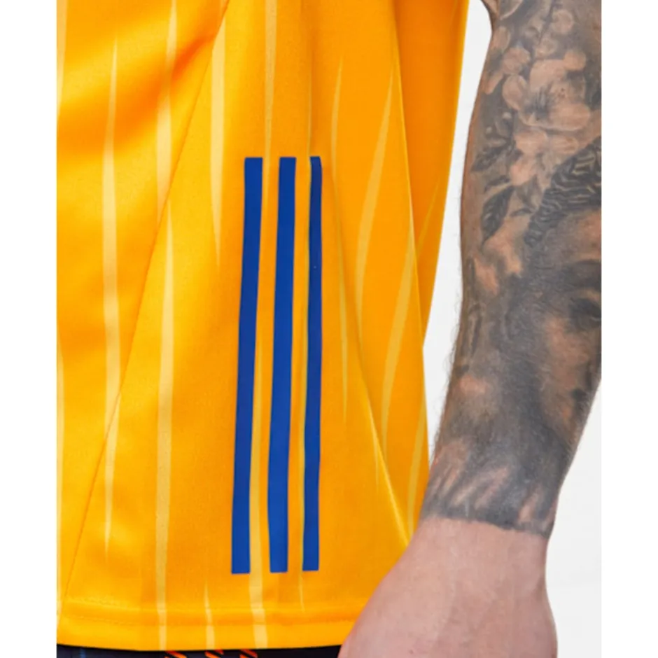 Adults Clare 25/26 Home Jersey-O'Neills Clearance