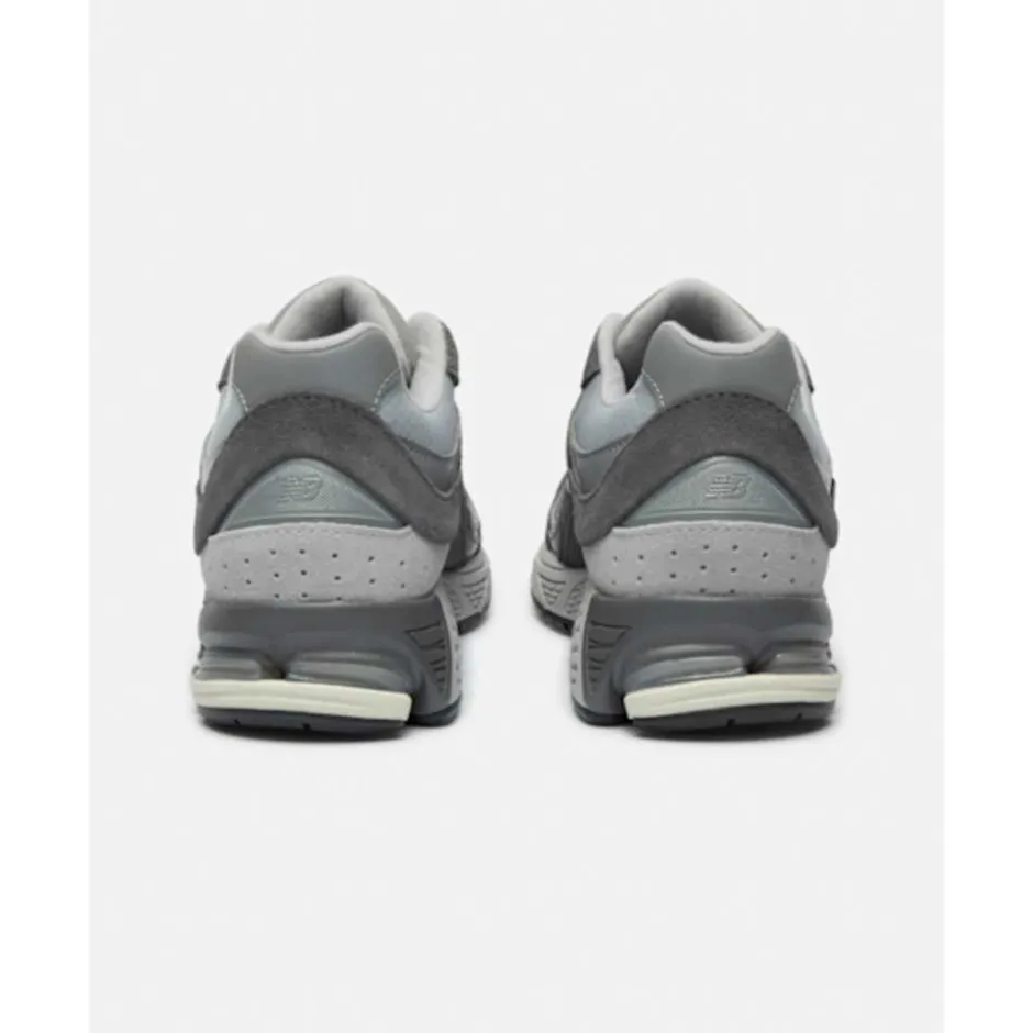 Mens 2002R Trainers-New Balance Outlet