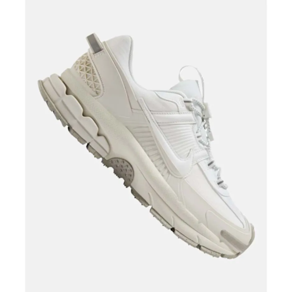 Mens Vomero Roam-Nike Hot