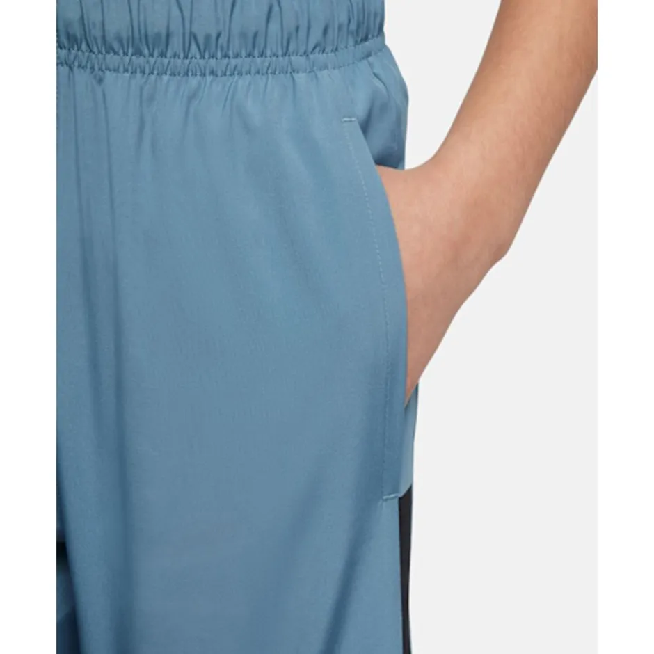 Older Kids Challenger Shorts-Nike Outlet