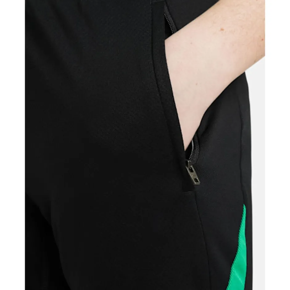 Older Kids Strike Shorts-Nike Best