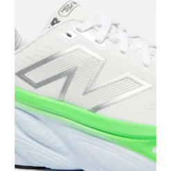 Womens More V5-New Balance Best