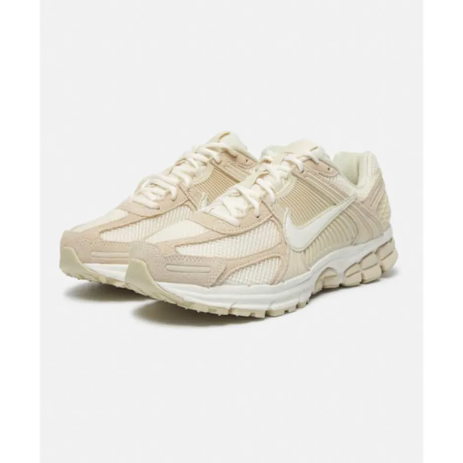 Womens Zoom Vomero 5-Nike Fashion