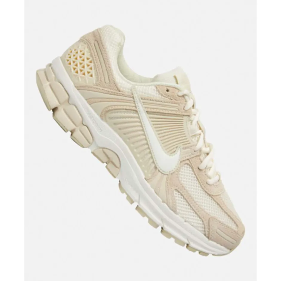 Womens Zoom Vomero 5-Nike Fashion
