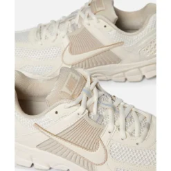 Womens Zoom Vomero 5-Nike Outlet