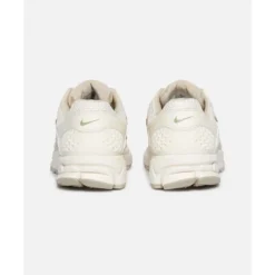 Womens Zoom Vomero 5-Nike Outlet