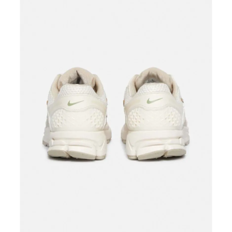 Womens Zoom Vomero 5-Nike Outlet
