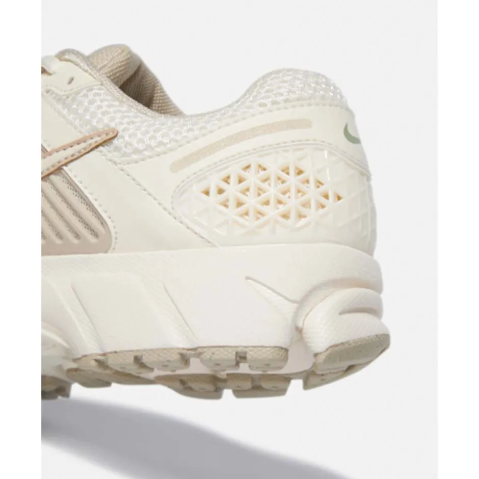 Womens Zoom Vomero 5-Nike Outlet
